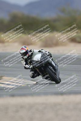 media/Sep-21-2025-Race Pace (Sun) [[98bf33ef95]]/Verified/10-Turn 10 (1150am)/